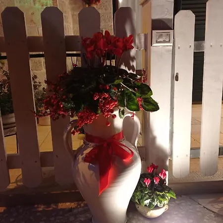 Trullo Di Tagaro * Locorotondo