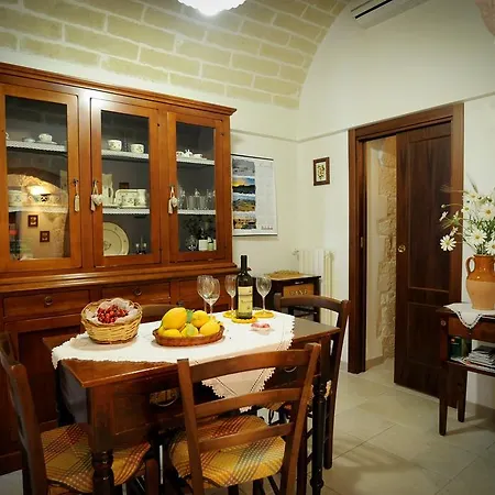 Trullo Di Tagaro