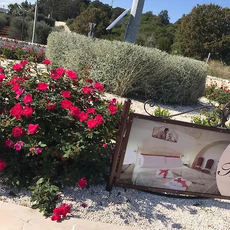 Trullo Di Tagaro * Locorotondo